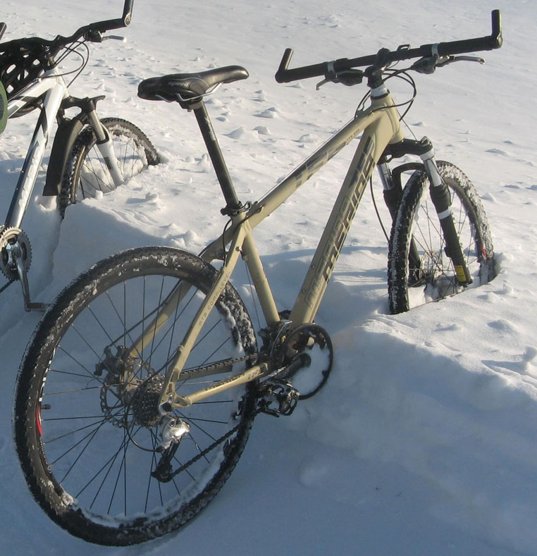 Askin18Velo060310.JPG