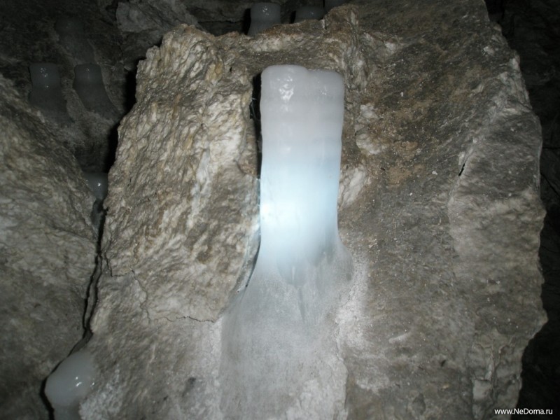 58P1306092-med.JPG