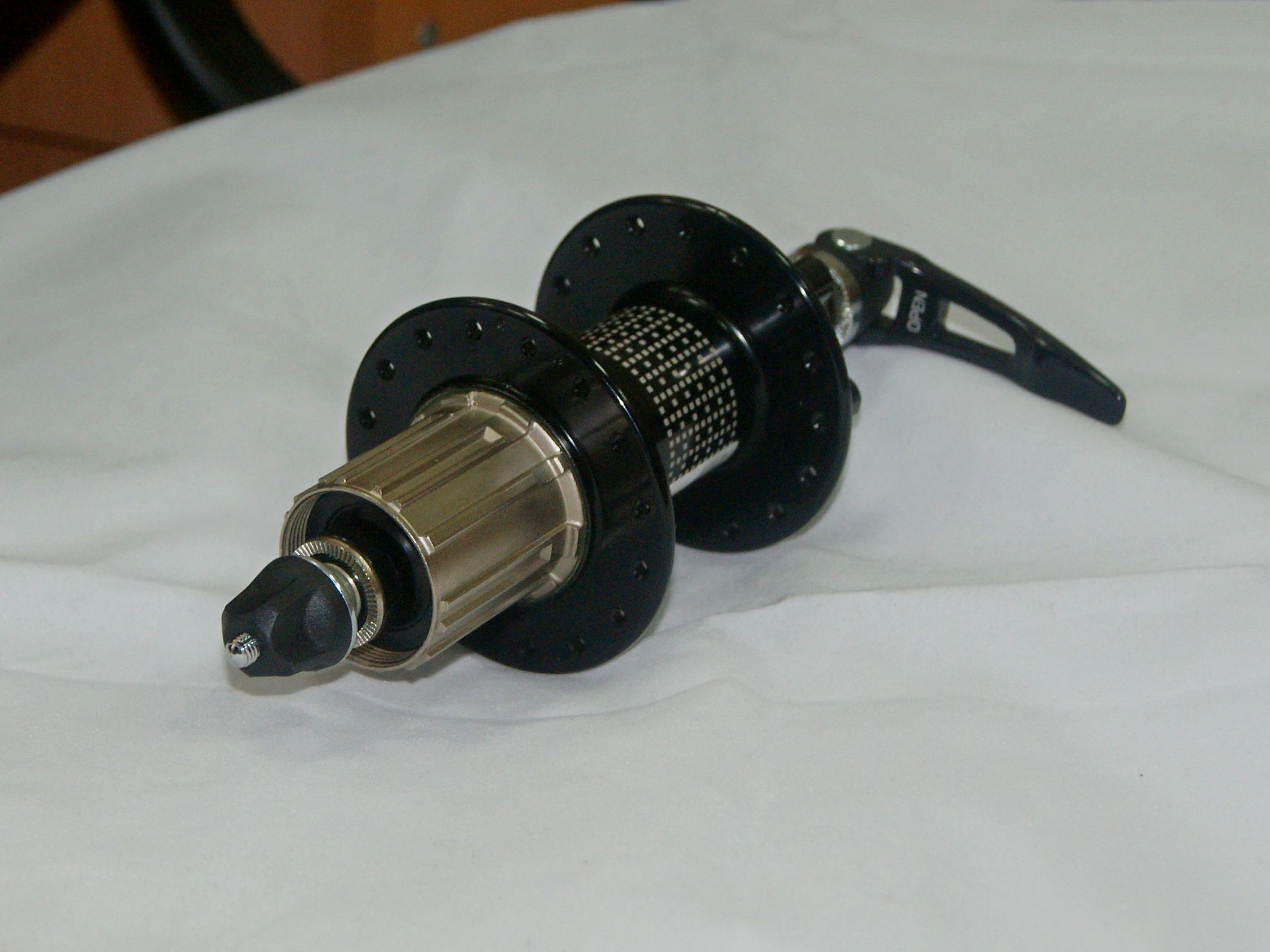 DSC01770_cr.jpg